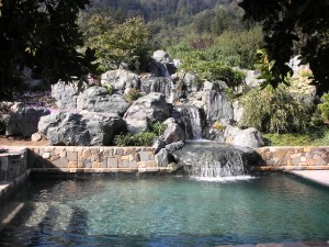 Materials: Yuba boulders, California River Stones